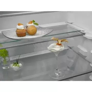 Réfrigérateur combiné encastrable ELECTROLUX ENG7TD18S GreenZone