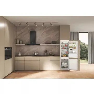 Réfrigérateur combiné encastrable WHIRLPOOL WHC18D041C1 6ème Sens