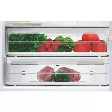 Réfrigérateur combiné	HOTPOINT HA70BI932S