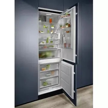 Réfrigérateur combiné encastrable 							ELECTROLUX				ENP7TD75S GreenZone 70cm